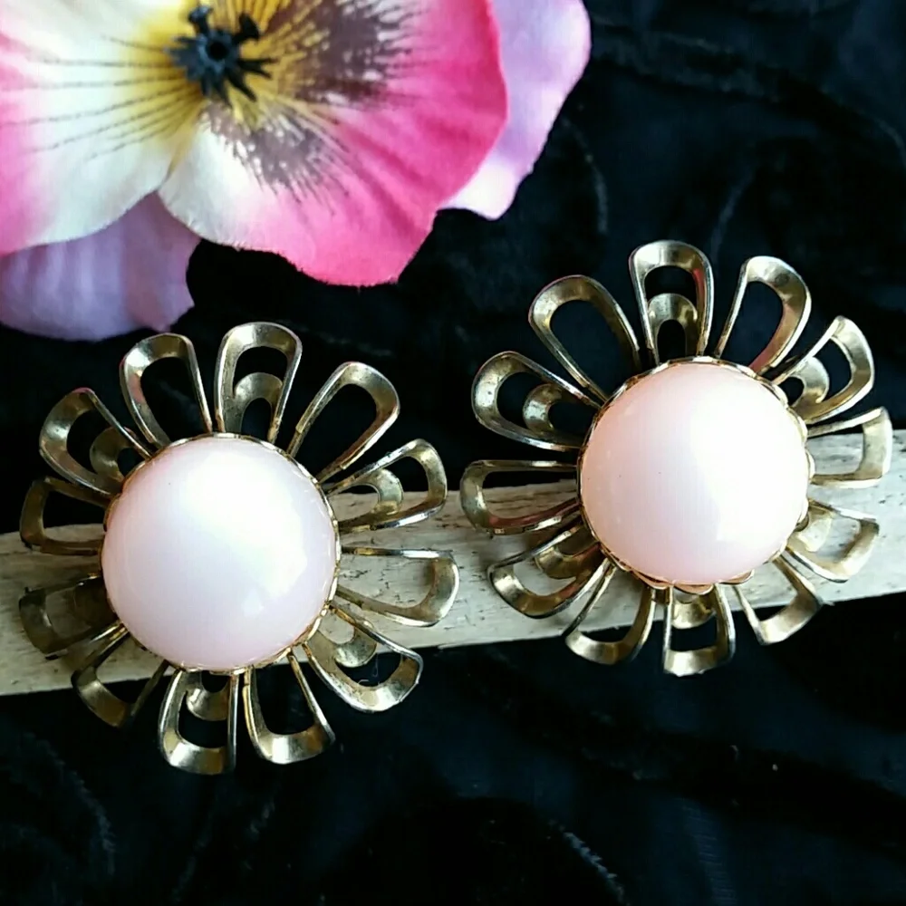Vintage Floral Goldtone Open Works Pink Faux Pearl Earrings Clip Style